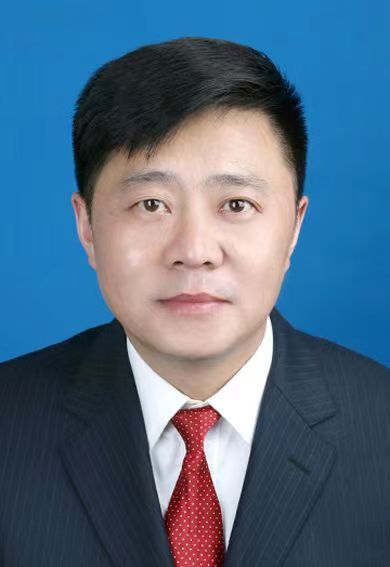 蒋鹏区委副书记、区长候选人